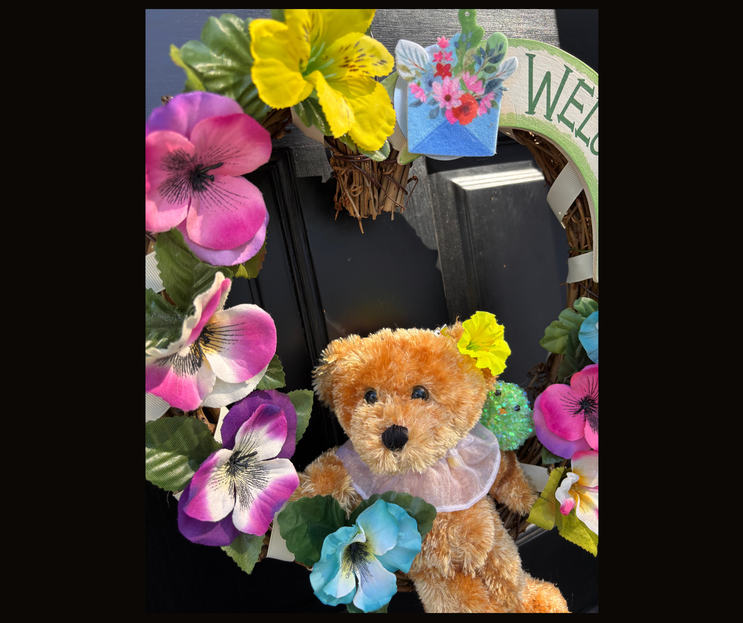 Teddy Bear Interchangeable Wreath With 12 Monthly Décor Kits | Year Round Seasonal Décor for Moms & Elderly Loved Ones